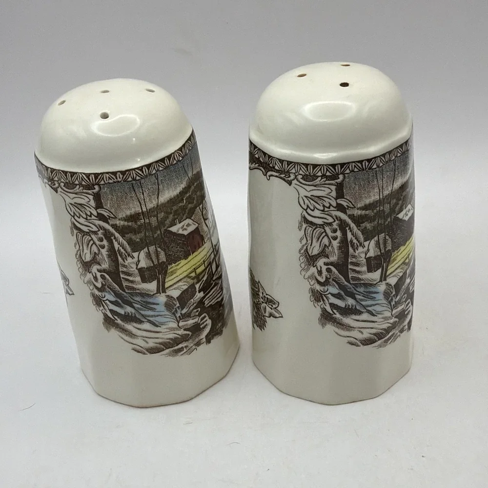 Johnson Bros England The Friendly Village Salt and Pepper Shakes 4